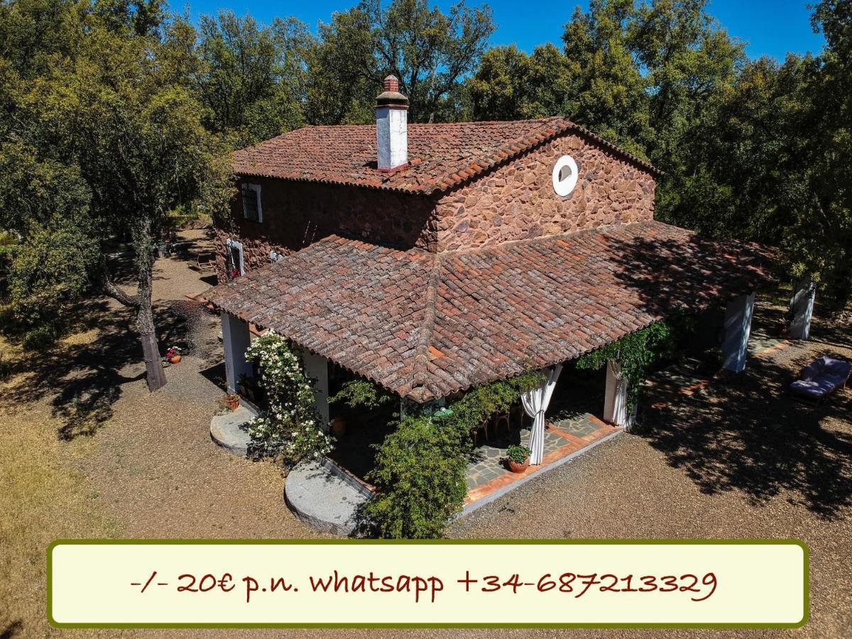 Valle Del Arroyo Casas Rurales - B&B - Solo Adultos Cortelazor Exteriör bild